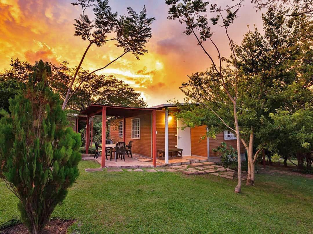 Vista Alegre Natural Resort - Bungalows Independencia Extérieur photo